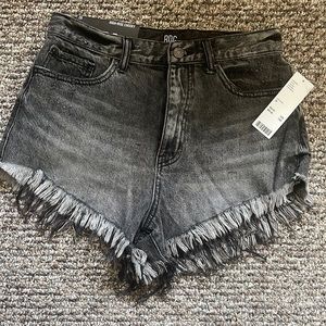 Urban Outfitters BDG Shorts Size 28
